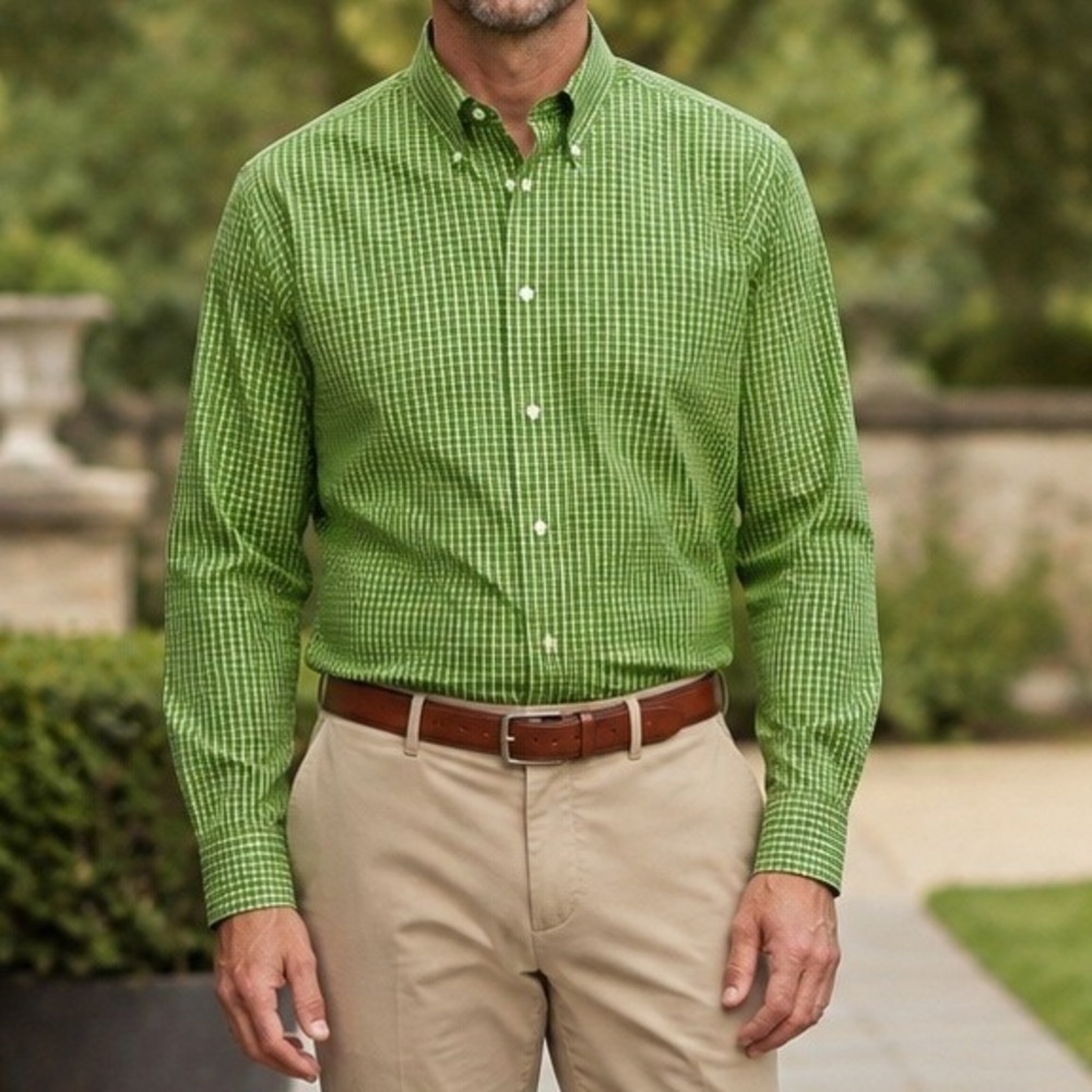 Eddie Bauer Mens XL Green White Check Wrinkle Resistant Cotton Button Down Shirt
